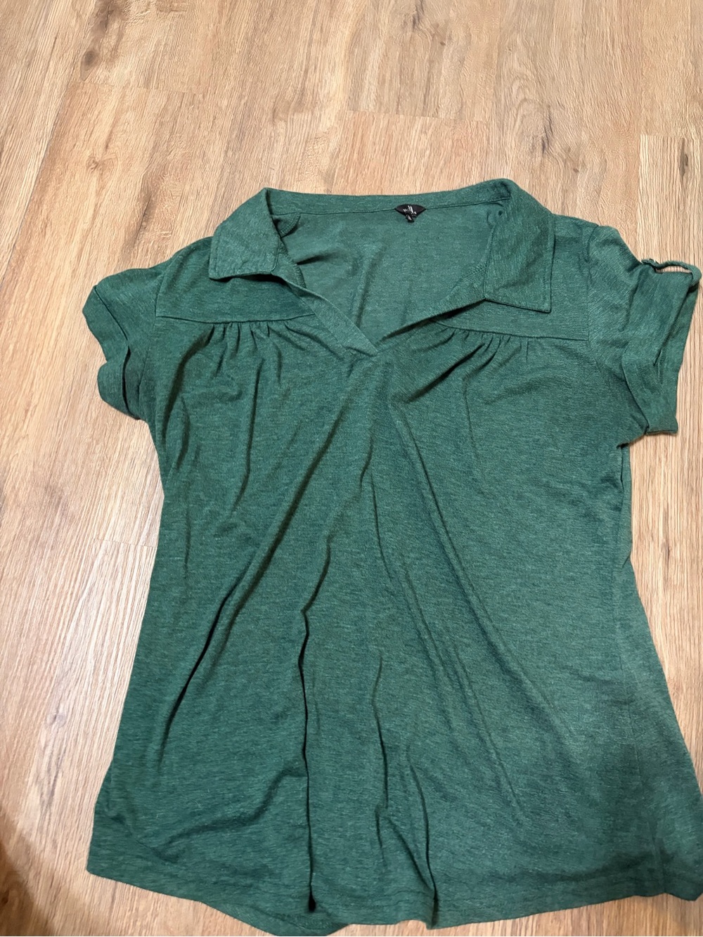 Women’s Green Short-Sleeve Top